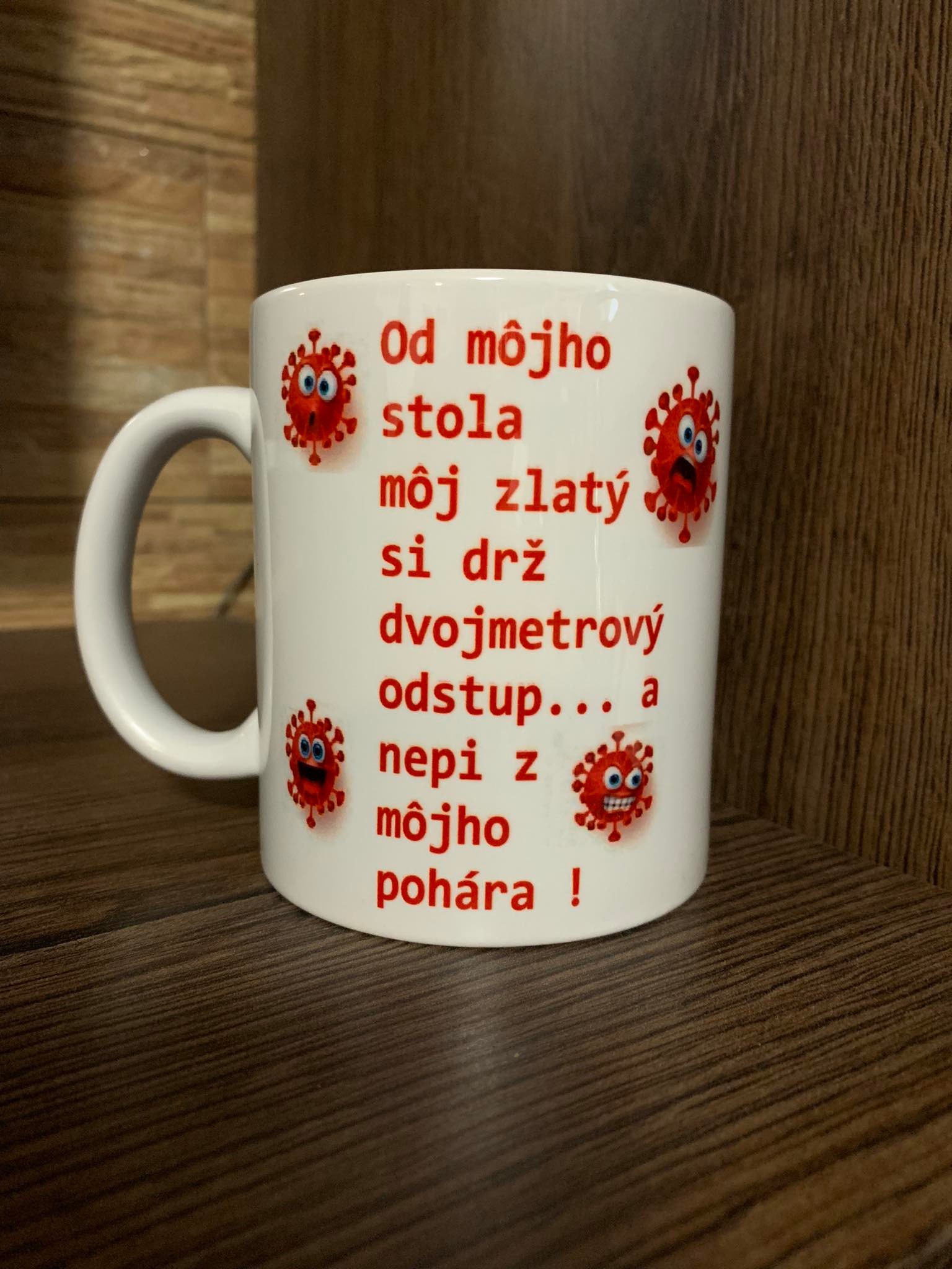 Becks hrnček Odstup
